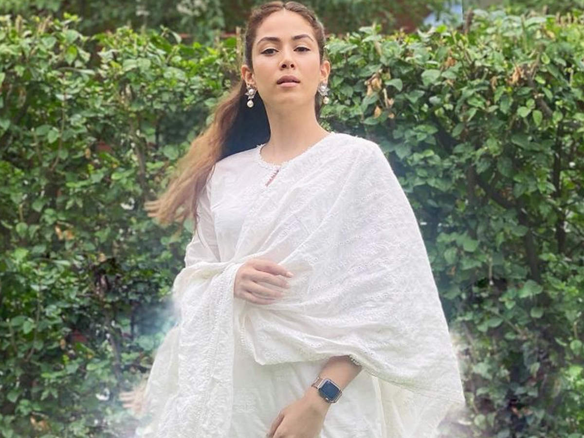 Mira Rajput reveals why she won't 'dump' her broken watch | The Times of  India