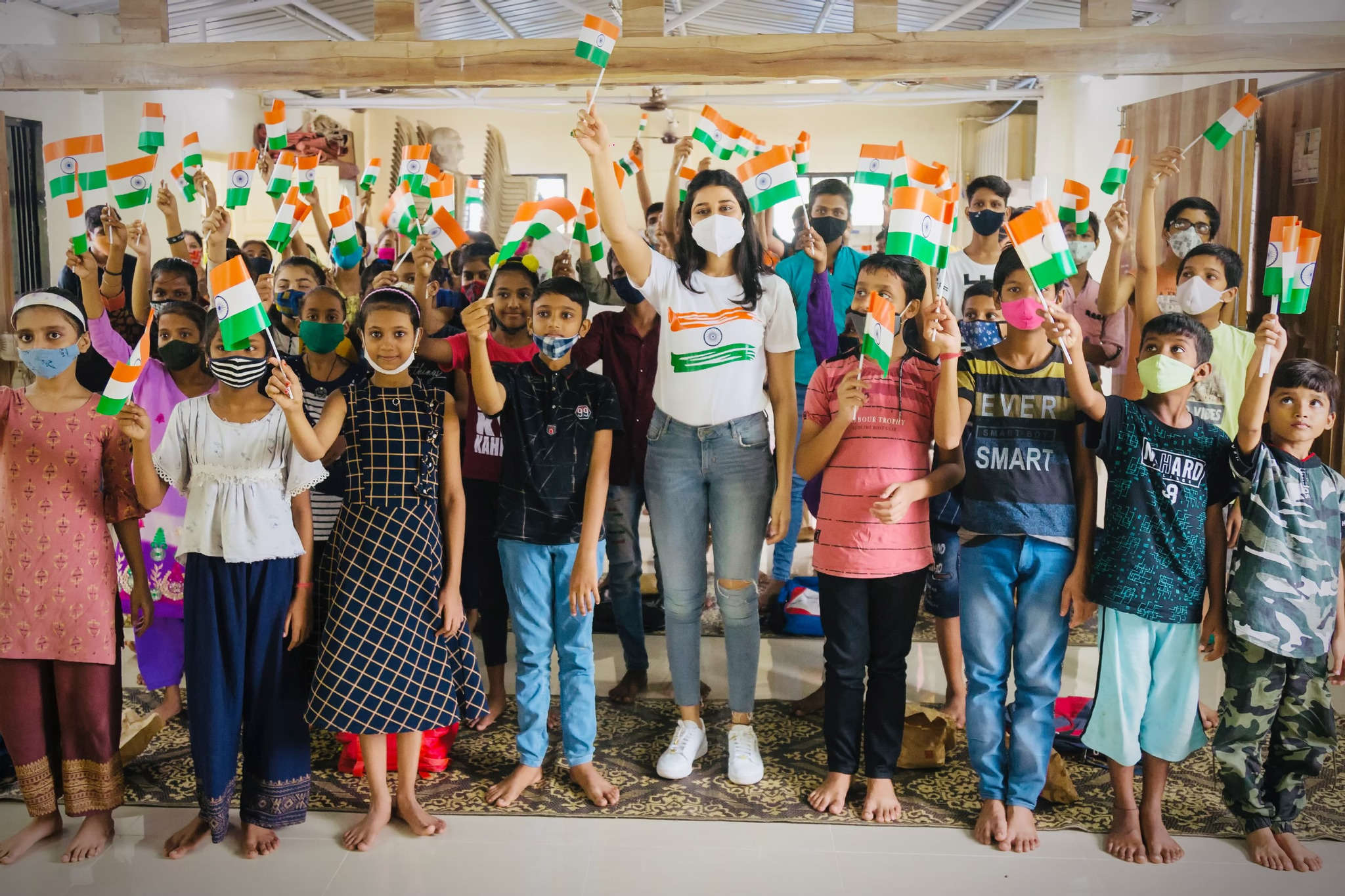 Pictures of Mishika Chourasia celebrating Independence Day with children