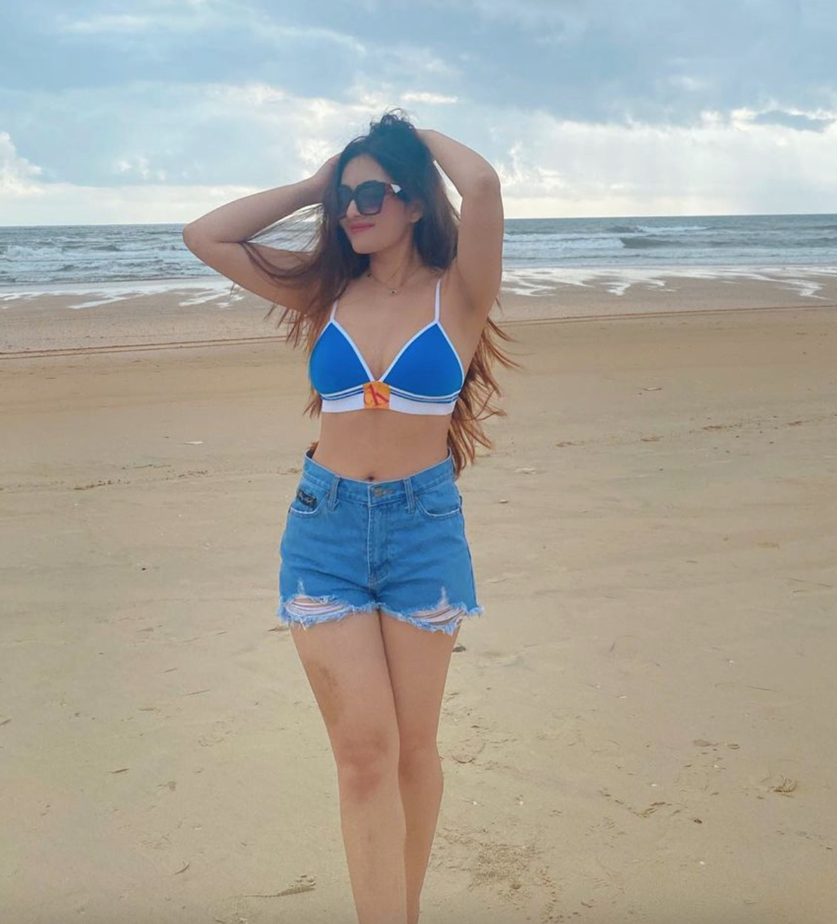 Glamorous pictures of Nepali beauty Aditi Budhathoki are too good to miss!