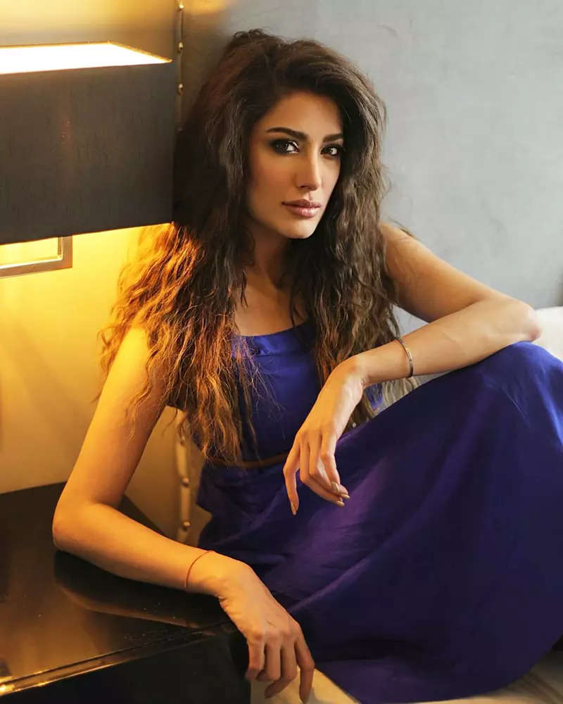 Pictures of Pakistani actress Mehwish Hayat go viral after she got trolled  for her inner clothing | Photogallery - ETimes