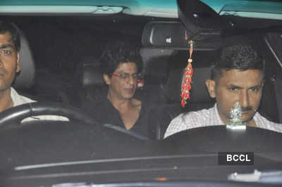 SRK, Priyanka return from Kolkata
