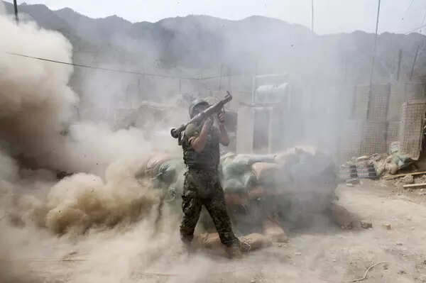 30 images of Afghanistan's collapsed military