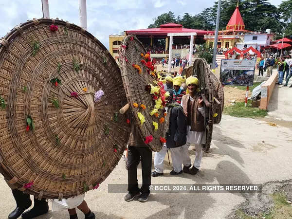 Pictures from 'stone-pelting' ritual of Uttarakhand's annual ‘Bagwal' festival