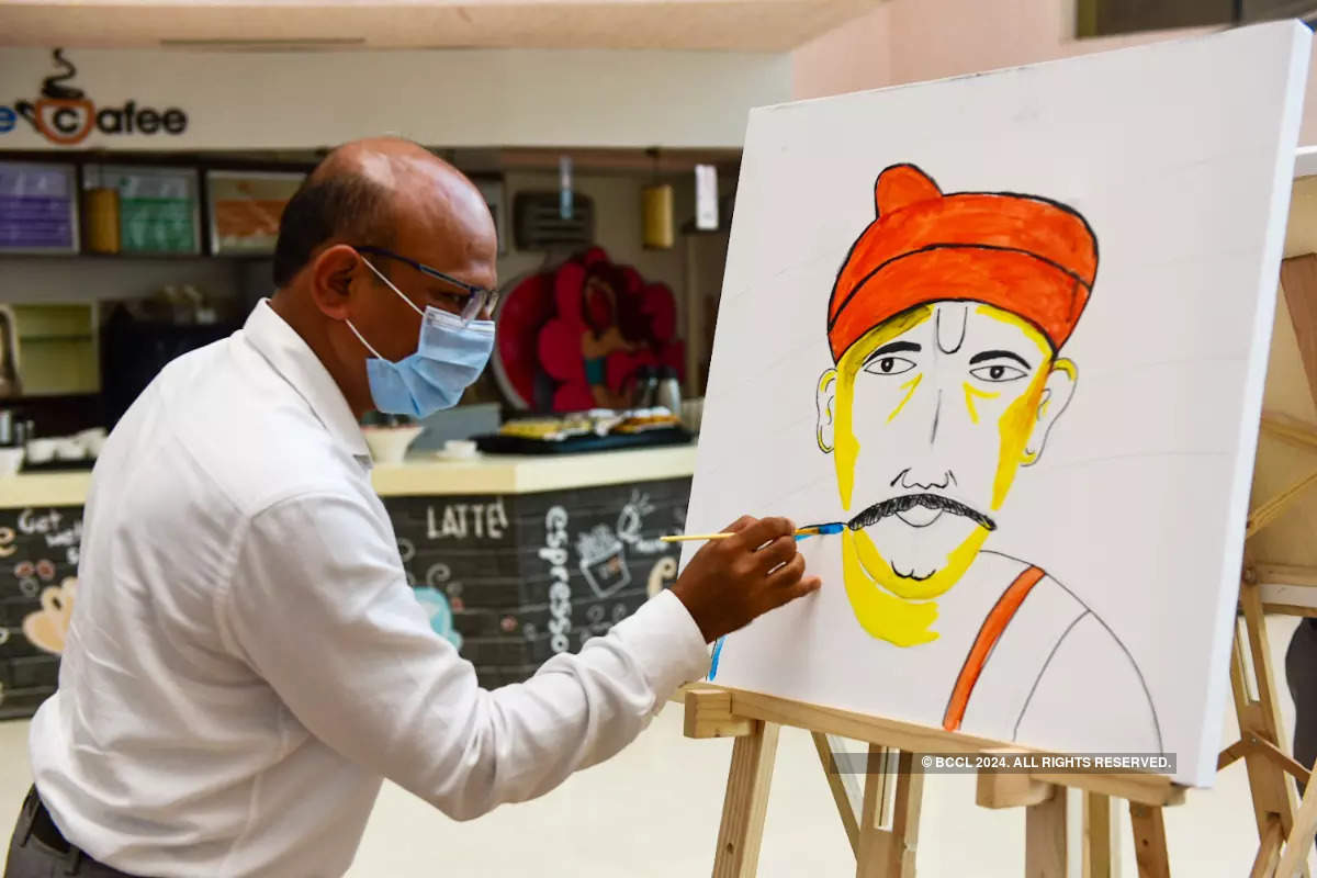 Mumbai hospital organises a unique art event