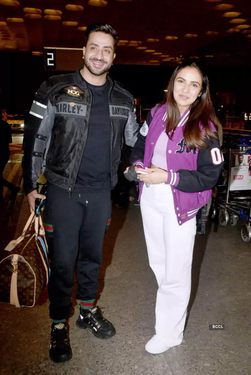 #ETimesSnapped: From Alia Bhatt to Aly-Jasmin, paparazzi pictures of your favourite celebs