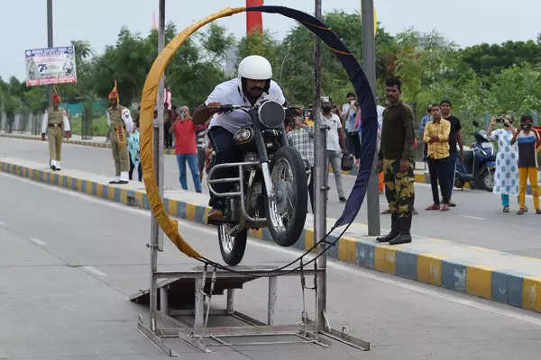 BSF’s bikers perform awe-inspiring stunts