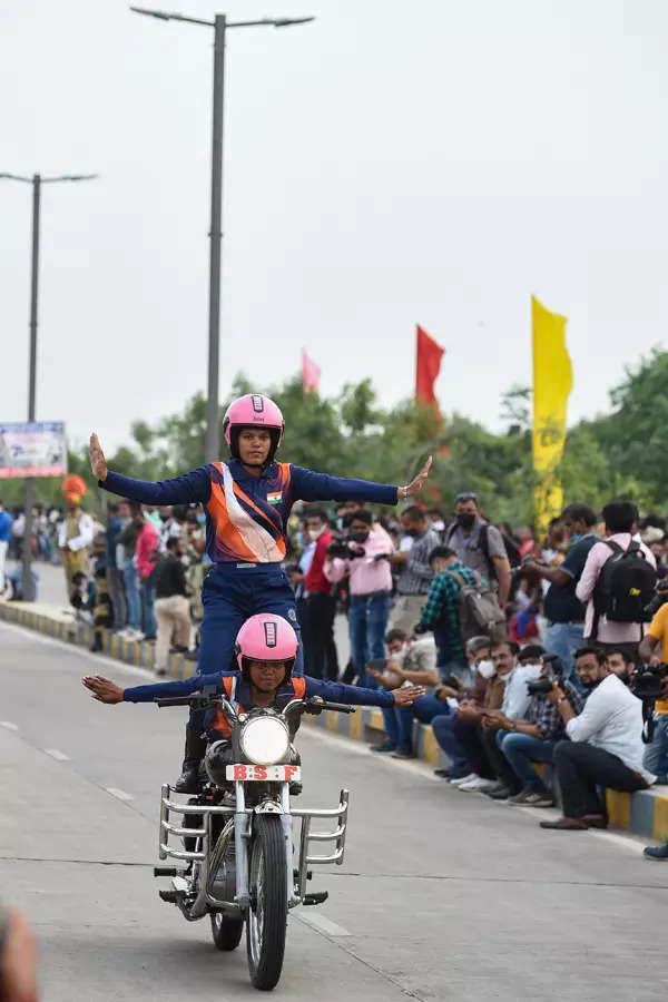 BSF’s bikers perform awe-inspiring stunts