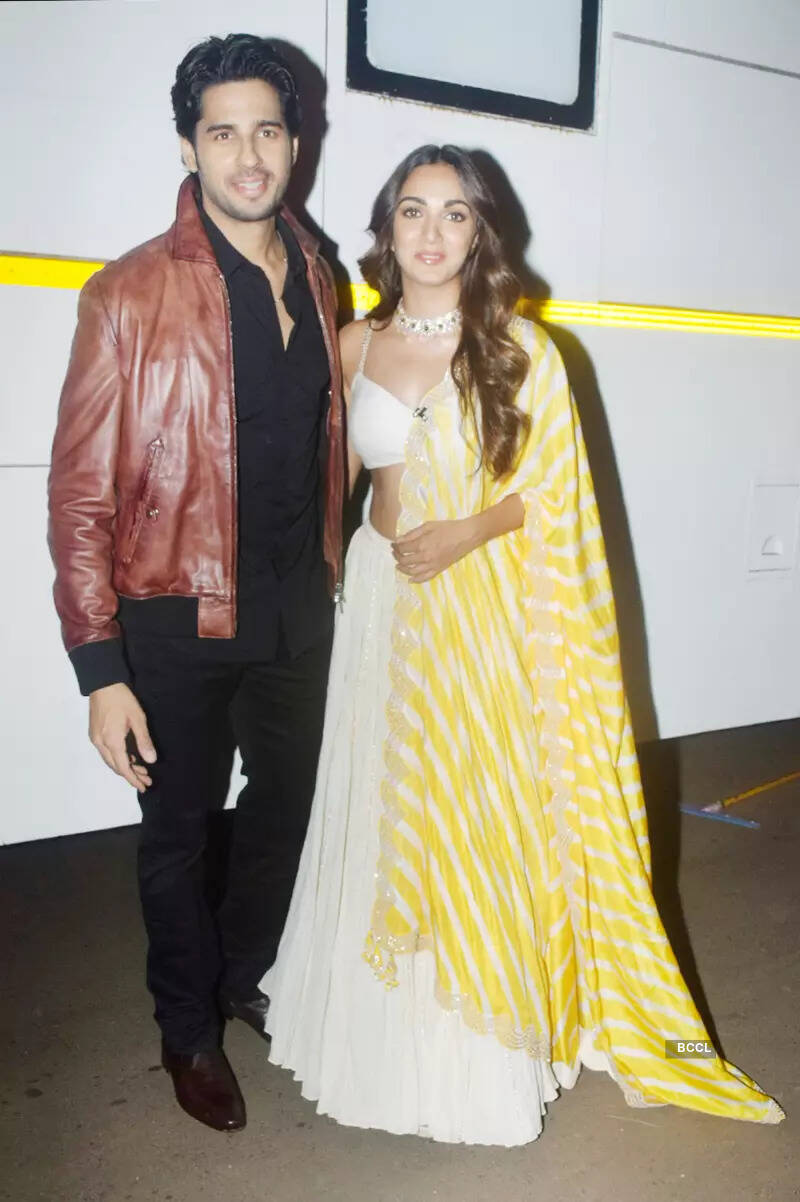 #ETimesSnapped: From Sidharth-Kiara to Parineeti Chopra, paparazzi pictures of your favourite celebs