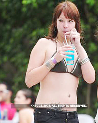 Best of Hottest Pool Parties