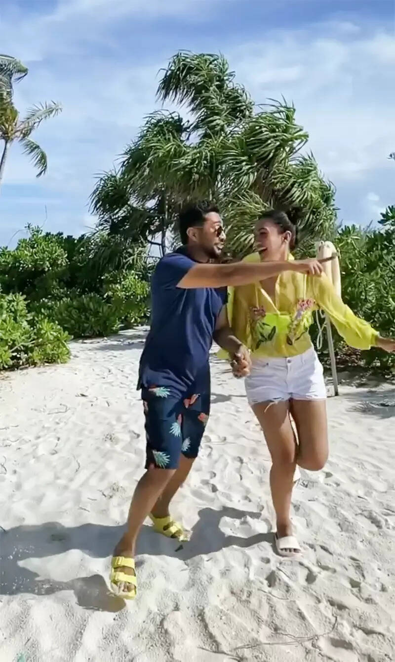Gauahar Khan&rsquo;s holiday pictures with hubby Zaid Darbar will make you crave for a break!