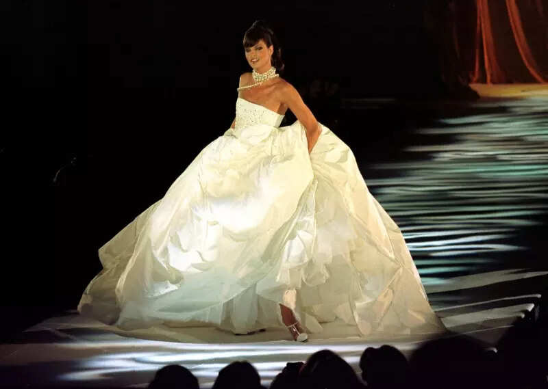 Linda Evangelista's most unforgettable catwalk moments in photos