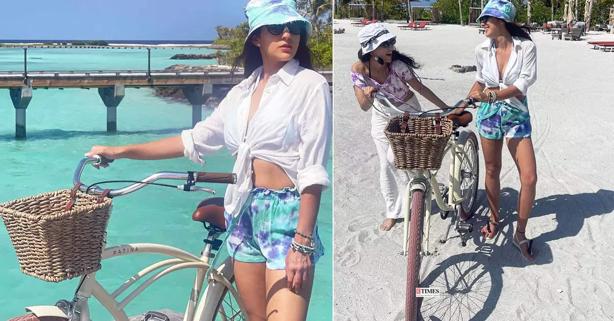 Sara Ali Khan’s beach pictures in pop coloured bikinis will make you crave for a vacation!