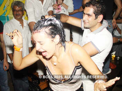 Timescity's 'All White' party