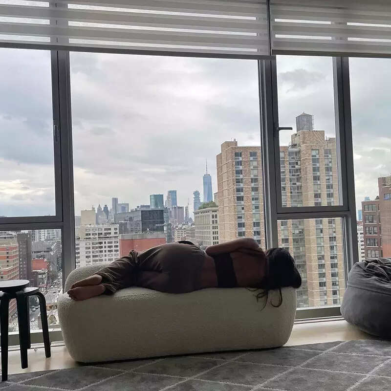 Suhana Khan&rsquo;s latest pictures in an oversized shirt with a tank top & shorts will leave you spellbound