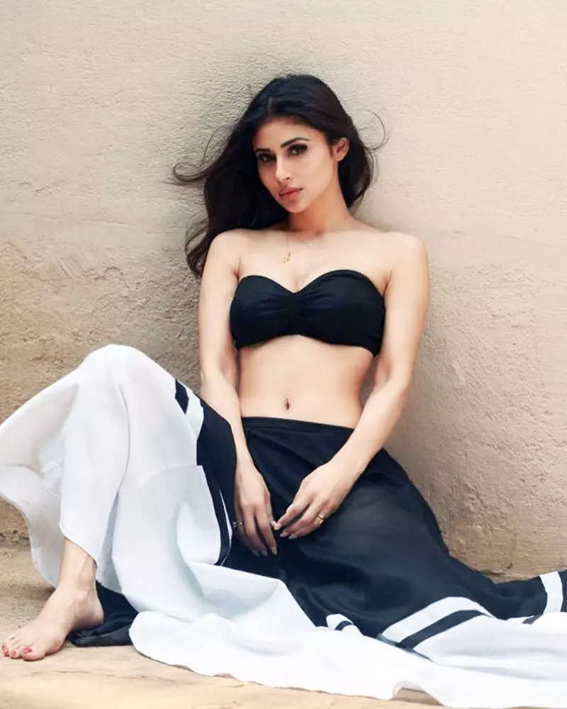 From bralettes to bikinis, Mouni Roy's breathtaking pictures prove she is ultimate style queen