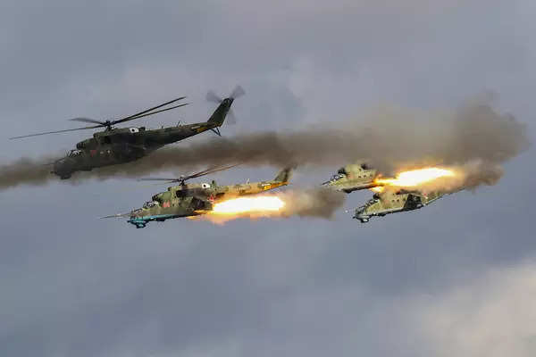 Russian Military Drills: 30 Pictures From Massive Military Drills In Russia