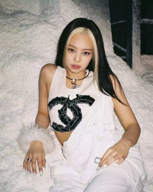 BLACKPINK's Jennie is the fashion icon we need right now! These photos show how the K-Pop star nails all stylish outfits
