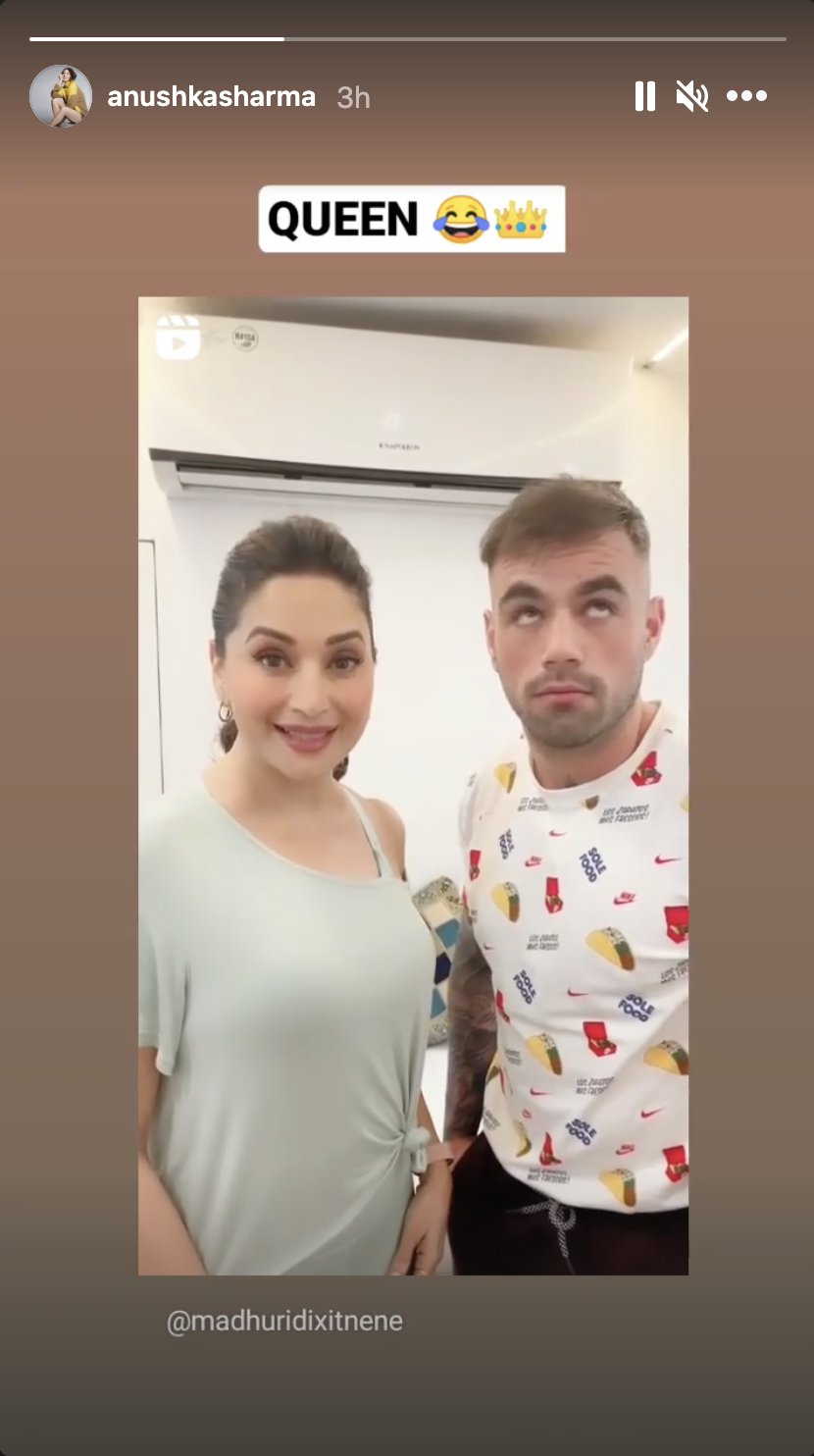 madhuri: Anushka Sharma calls Madhuri Dixit 'Queen' as she 'shows off her model face' in this viral Instagram trend | Hindi Movie News - Times of India