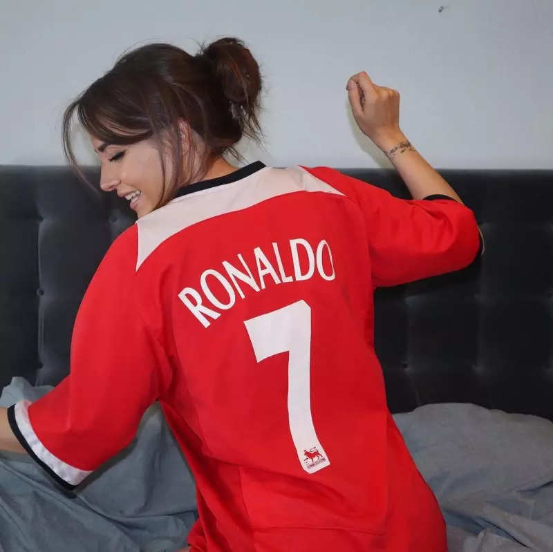 Who is Katrina Maria? Meet the Manchester United fan whose pics in  Cristiano Ronaldo No 7 jersey impressed netizens