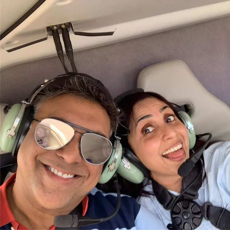 Gautami shares throwback honeymoon picture with Ram Kapoor, netizens surprised by Ram's physique