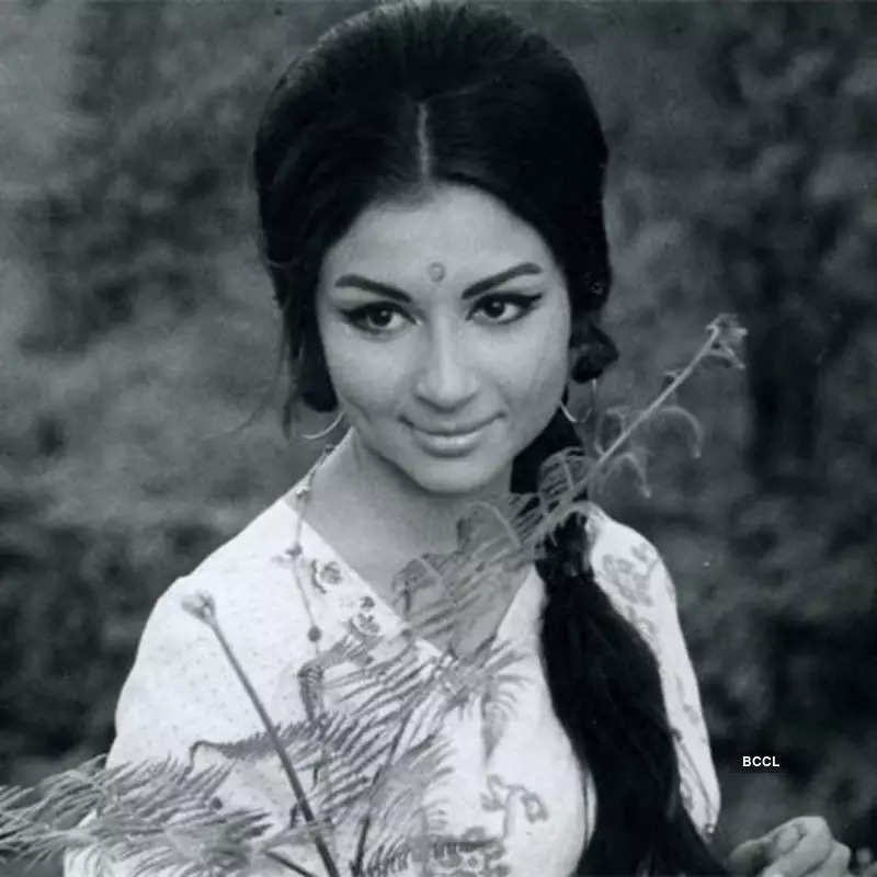 #ETimesTrendsetters: Sharmila Tagore is the OG fashion royalty of Bollywood whose iconic looks made a comeback and how!