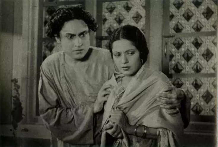 GoldenFrames: Leela Chitnis