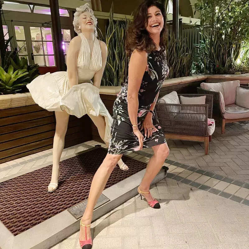 Pooja Batra's new holiday pictures prove that 40s is the new 20s!