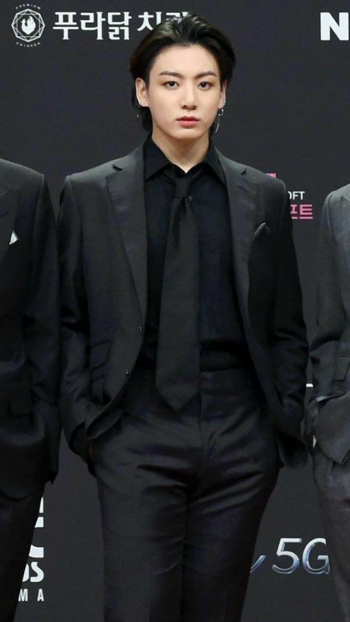 Bts Jungkook Looks Dapper In Suits Zoom Tv