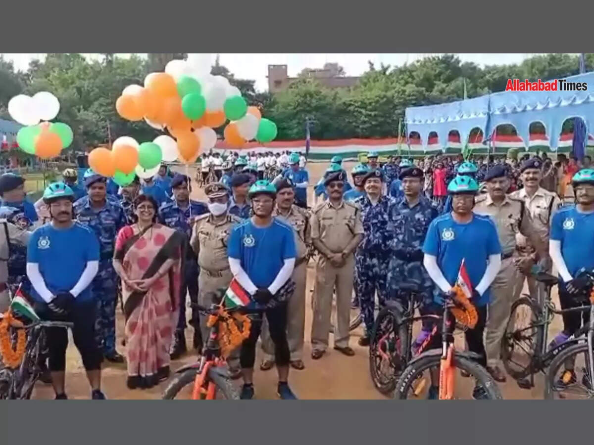 Spreading the message of peace through a cycle rally