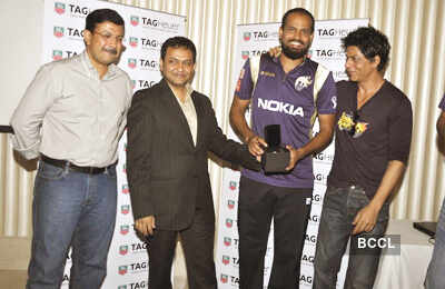 SRK & KKR cricketers @ event