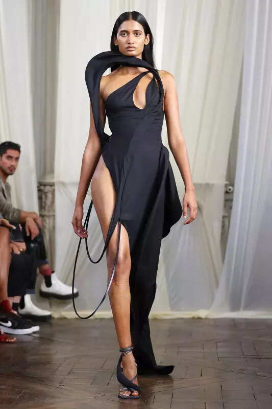 Paris Fashion Week Spring Summer 2022 Fashion capital Paris Fashion Week Spring Summer 2022 Fashion capital
