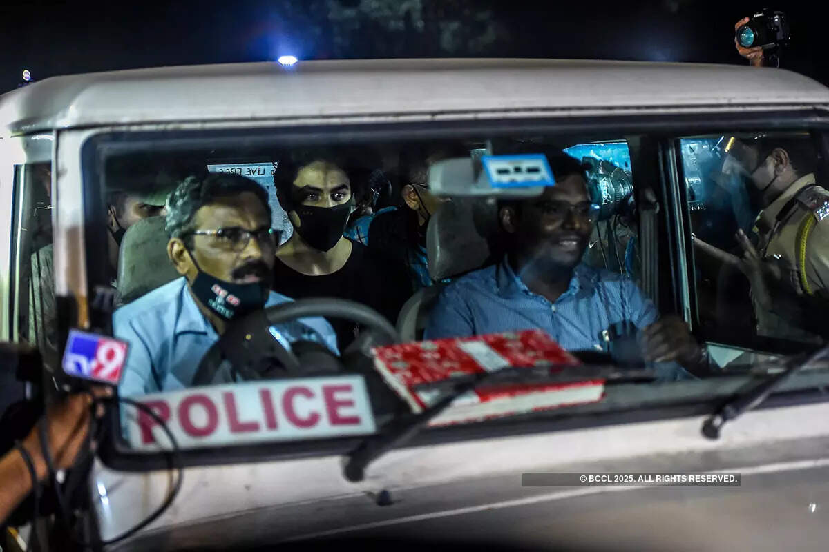 Pictures of Aryan Khan go viral after he gets arrested in cruise drug raid