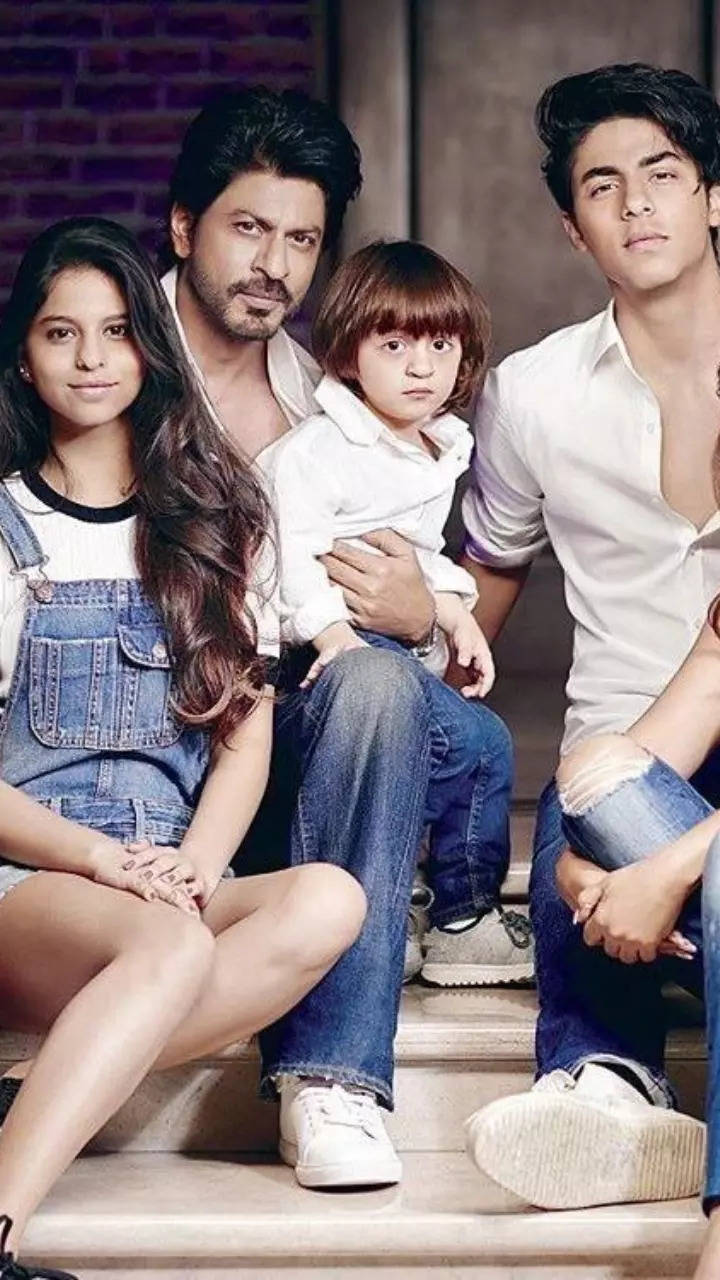 Shah Rukh Khan Family Photos: In pics Shah Rukh Khan&#39;s precious family  moments | Times of India
