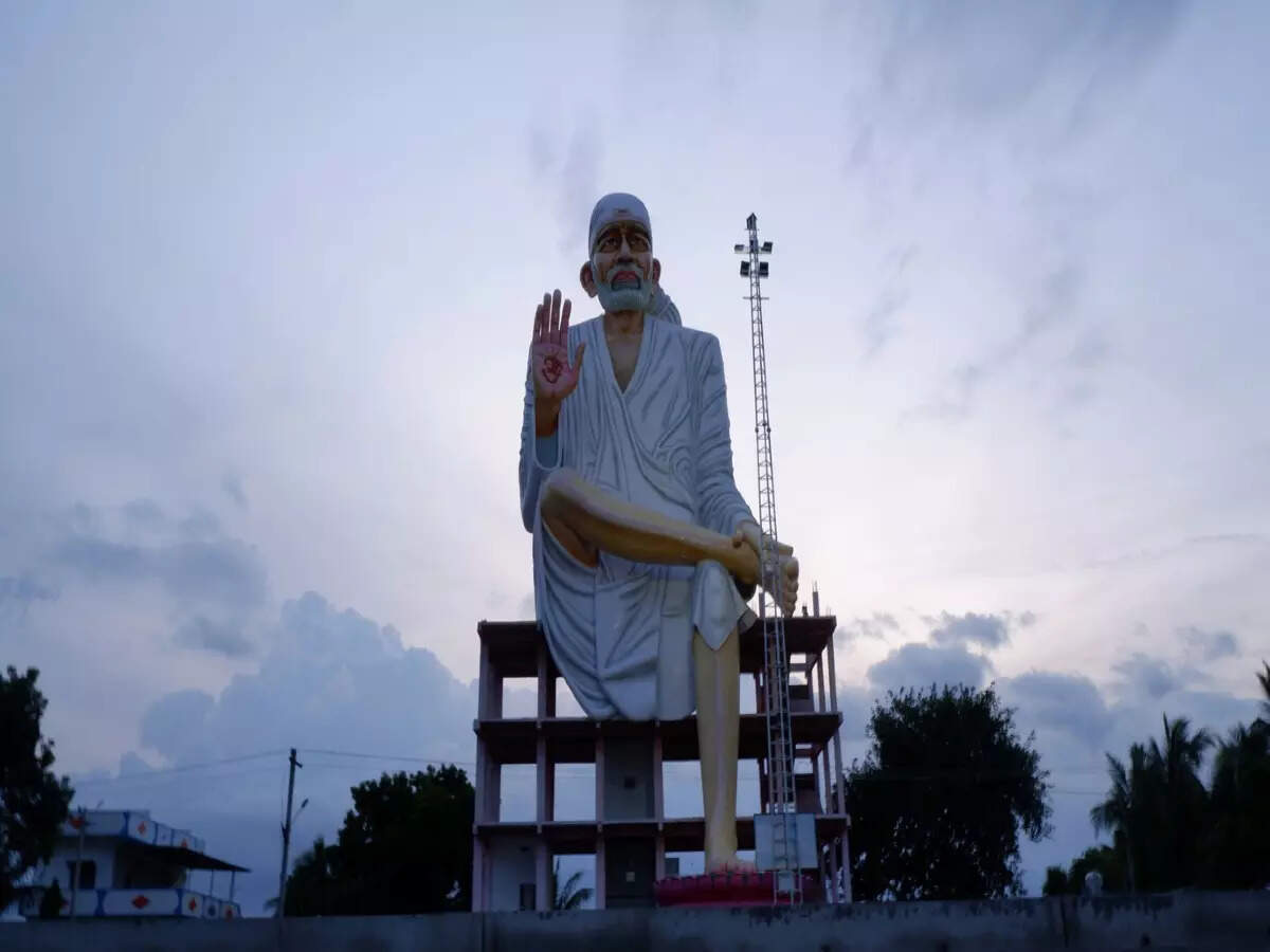 Shirdi Temple Reopening: Sai Baba Temple in Shirdi reopens its ...