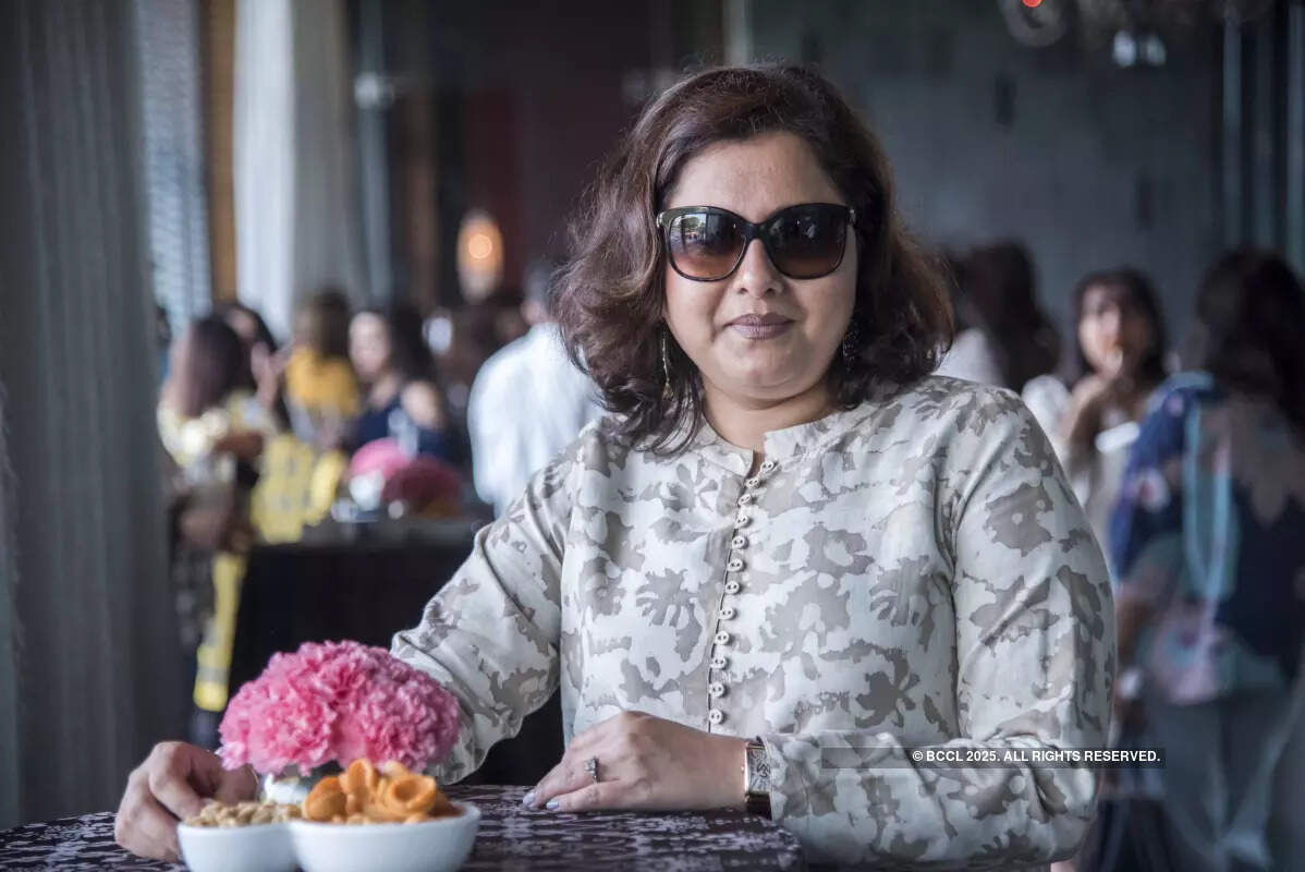 Fashion designer Charu Parashar celebrates her 50th birthday with friends