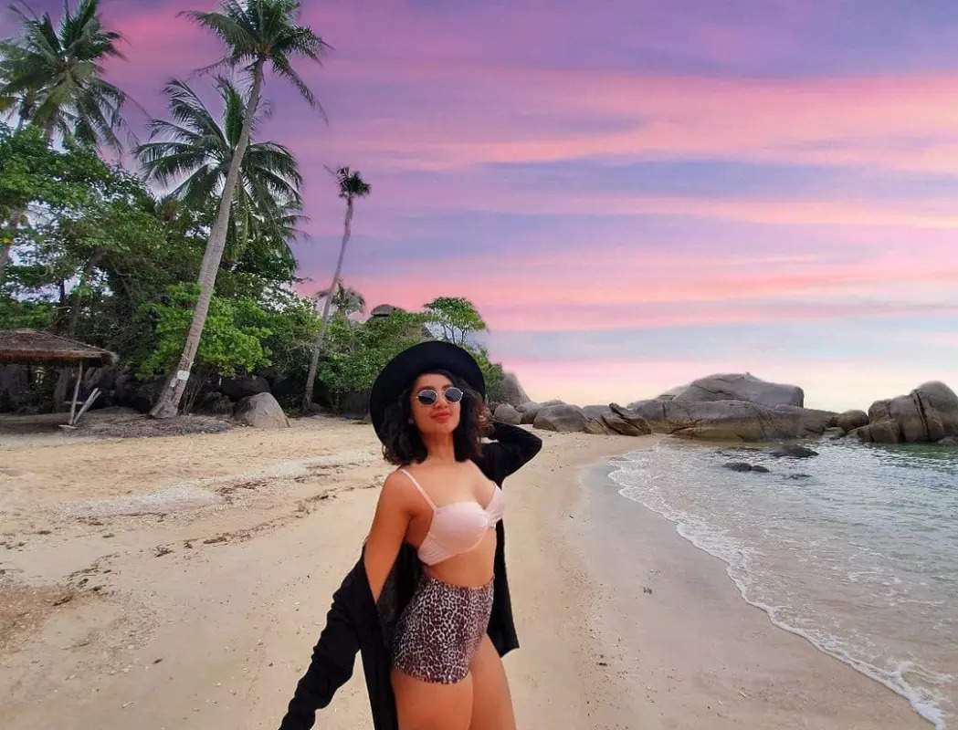 Telugu diva Tejaswi Madivada is creating new waves on social media with her vacation pictures