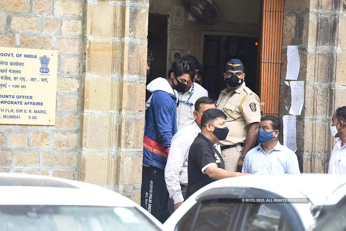 Drugs case: Pictures of Aryan Khan reaching Arthur Jail go viral amid bail plea hearing