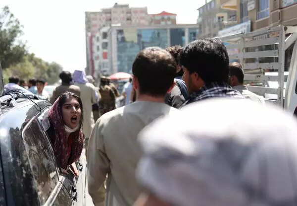 25 pictures of women of Afghanistan under Taliban rule