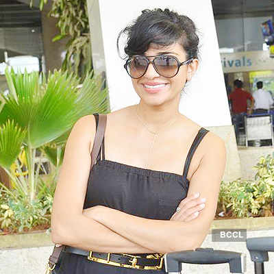 Intl. Singer Nadia Ali lands in Mumbai