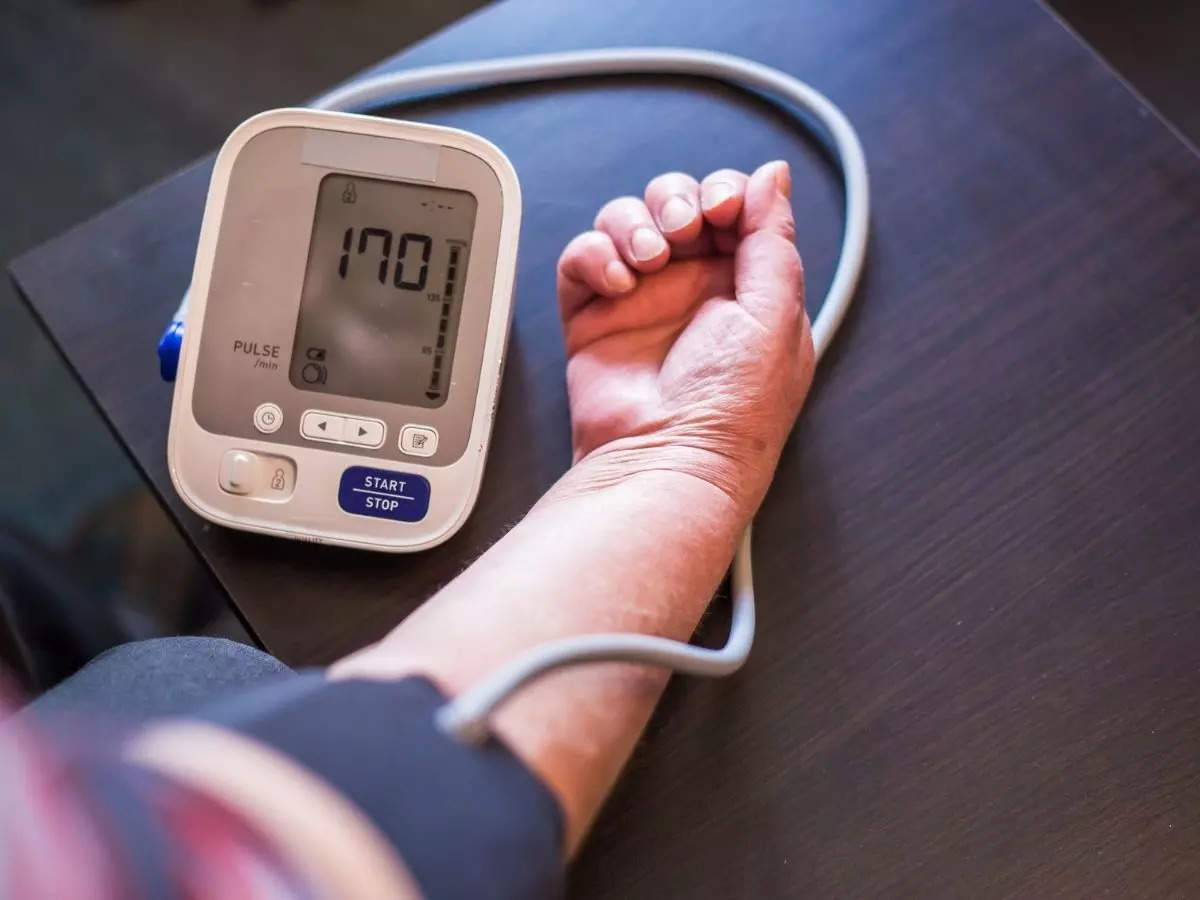 High Blood Pressure Symptoms These 3 signs indicate your blood