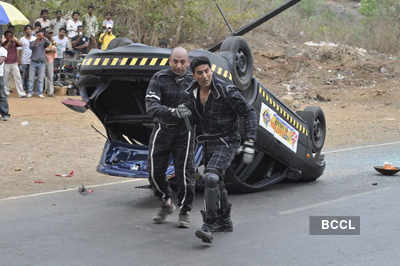 Akshay performs stunt for 'KKK4'