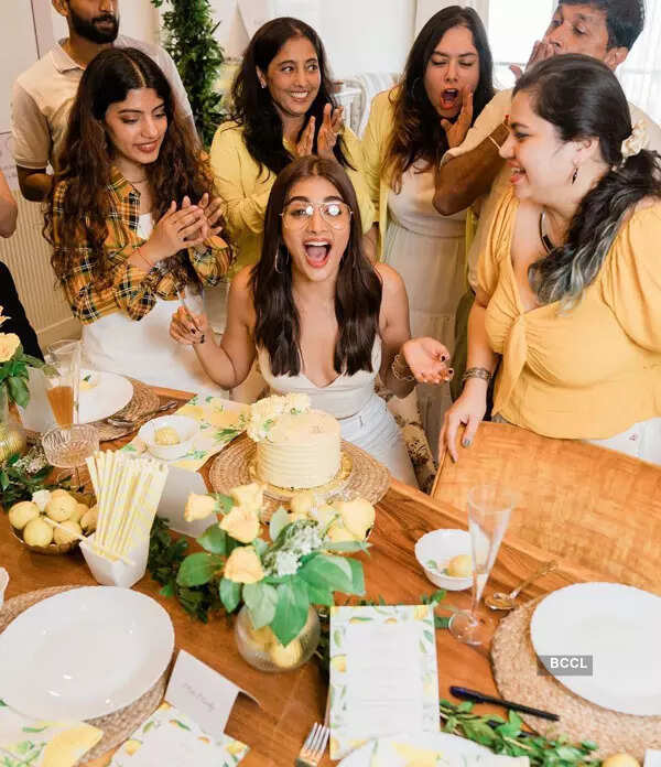 Pictures of Pooja Hegde's birthday brunch go viral