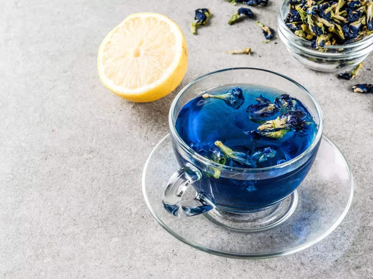 Butterfly Pea Tea Recipe: How To Make Butterfly Pea Tea Recipe | Homemade Butterfly  Pea Tea Recipe