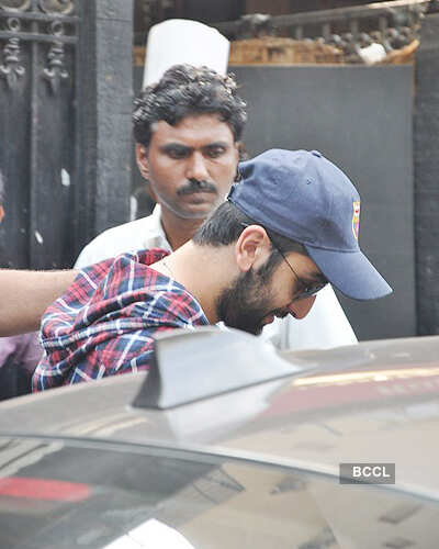 Ranbir Kapoor spotted @ Cafe Basillico