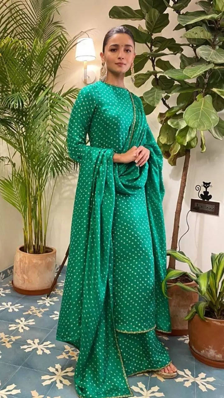 Aishwarya Rai in strapless gown worth Rs 3.7 lakh