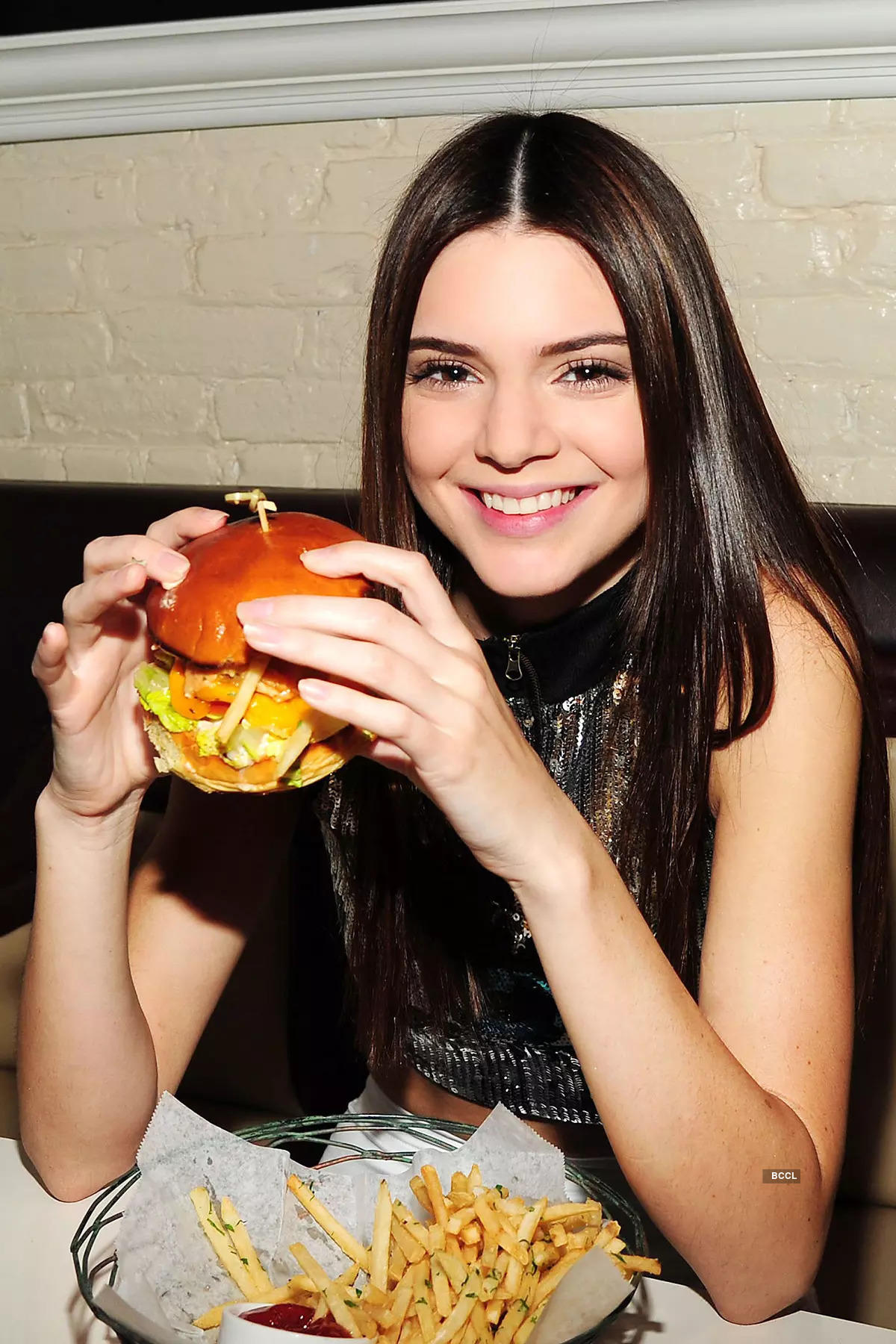 Models who can't do without food!