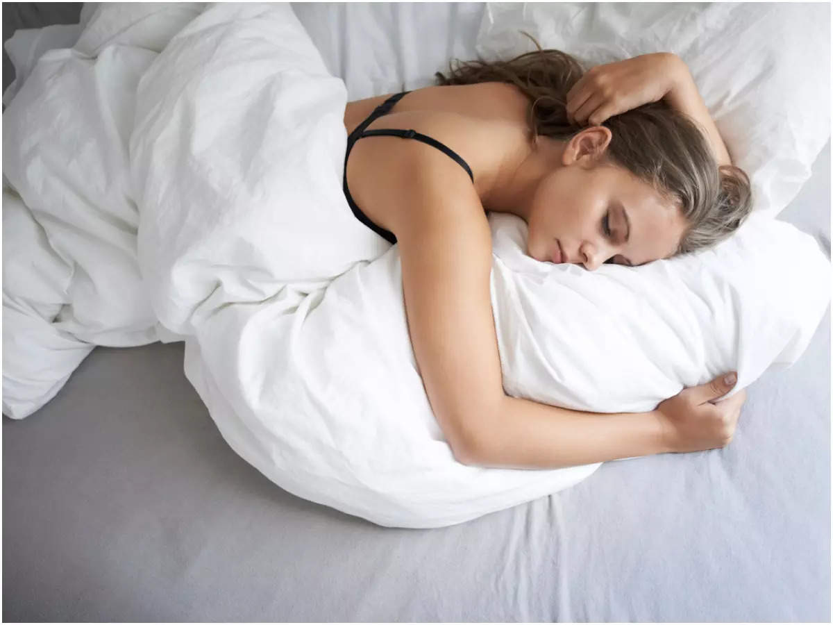  الأشخاص المصابين بنزلة برد أو الأنفلونزا يجب أن يغيروا ملاءات سريرهم كل 72 ساعة
