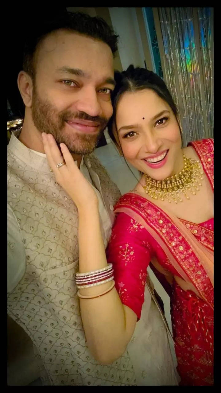 Romantic moments of Ankita Lokhande and Vicky Jain | Times of India