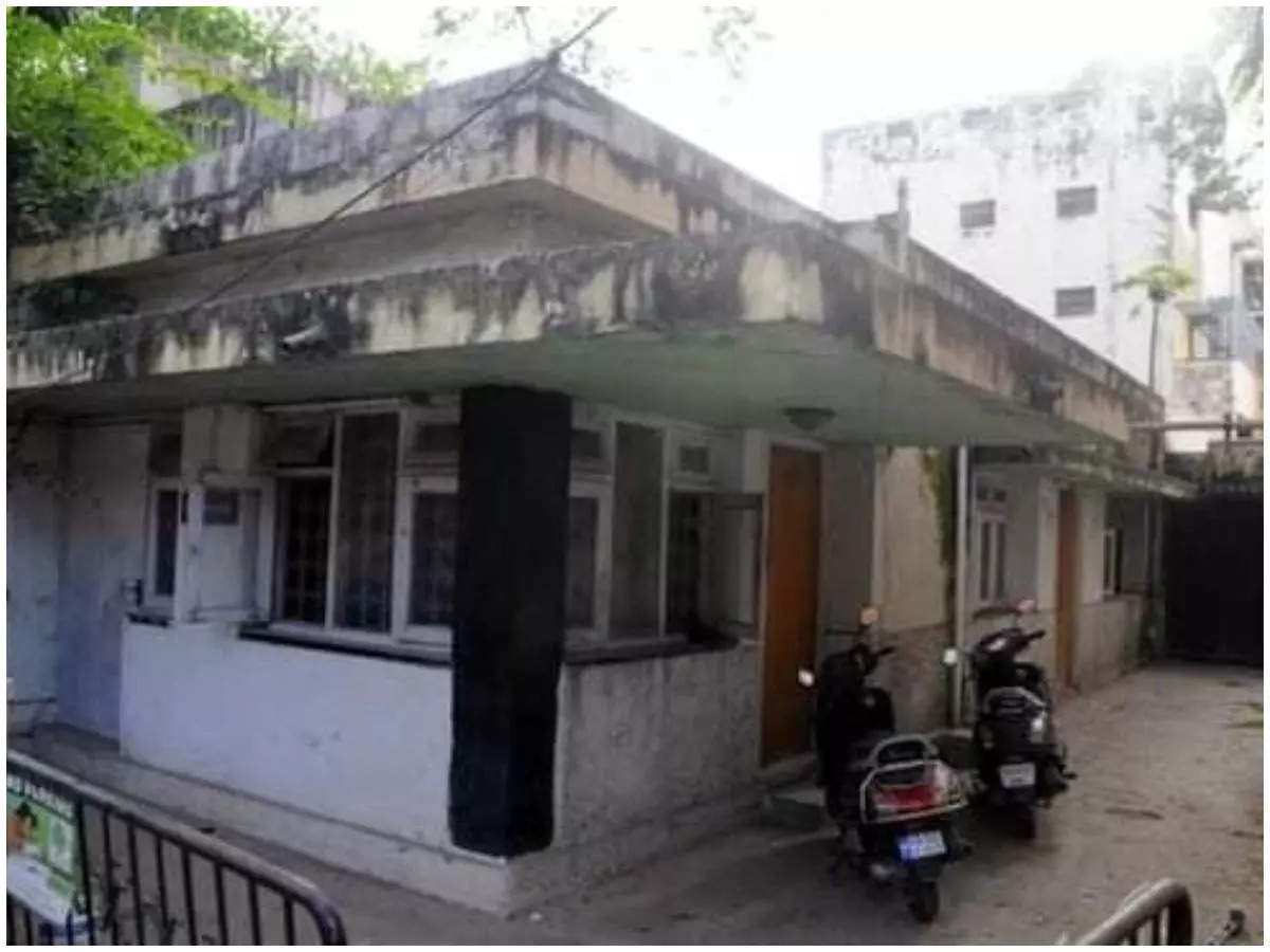 No.18 house on Nandidurga Road which once belonged to Shah Rukh Khan's grandfather