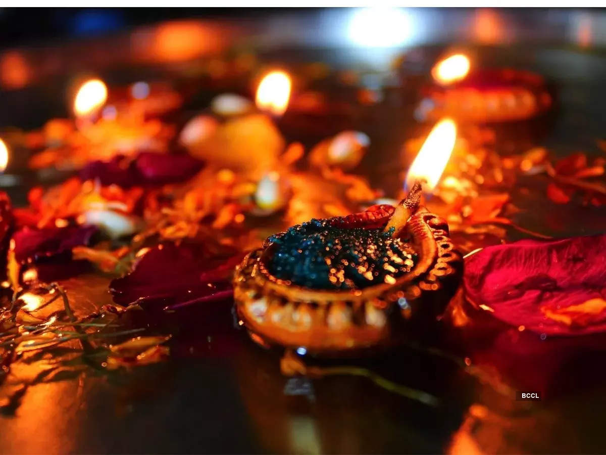 Happy Diwali 2022: Wishes, Messages, Quotes, Images, Facebook posts and  Whatsapp Status - Times of India